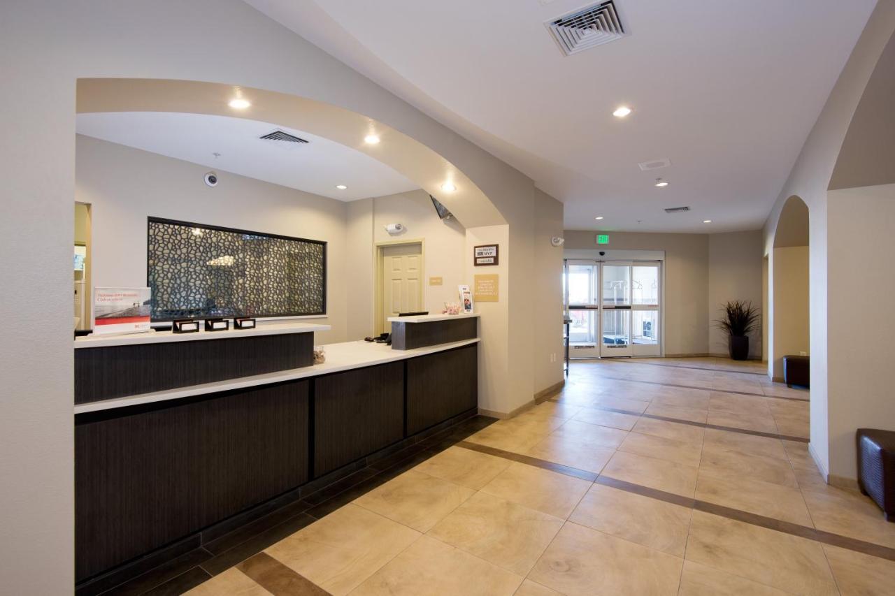 Candlewood Suites Greeley By Ihg Zewnętrze zdjęcie